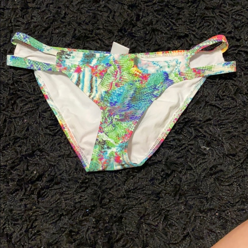 Bathing suit